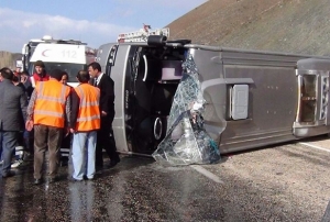 Kayseri'de korkun kaza: 14 yaral