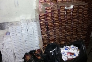  TIR dorsesine zulalanm 53 bin paket kaak sigara yakaland