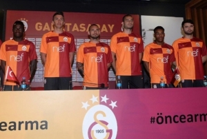 te Galatasarayn yeni sezon forma