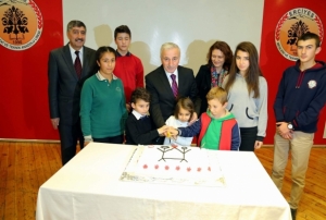 Kayseri'de 88 Okula Beyaz Bayrak verildi