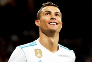 Yln en iyi oyuncusu Ronaldo oldu