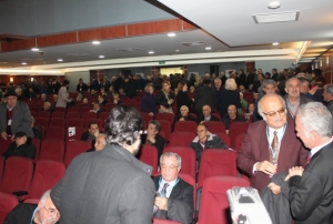 CHP Kayseri l Kongresinde gerginlik