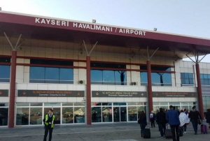 Eyll Aynda Kayseri Havalimannda 