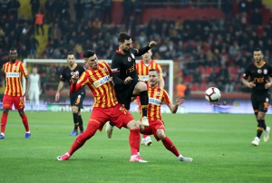 Lopes Galatasaray'da kzaryor