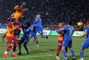 Galatasaray, Baakehir'in 8 puan ge