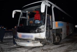  Kayseri'de feci kaza: 2 l 1 yaral
