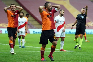 Galatasaray liderlii kaptrd