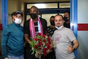 Trabzonspor'un yeni transferi Koita kente geldi
