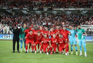 Avrupada en fazla galibiyeti Sivasspor ald