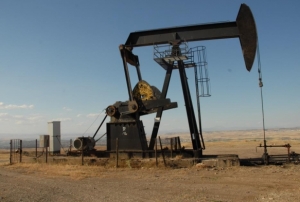 Brent petroln varili 2014'ten bu yana ilk kez 90 dolar grd