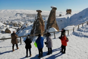 Kar ya Kapadokyada kartpostallk grntler oluturdu