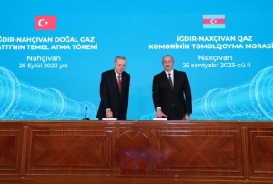 Erdoan ve Aliyev, Idr-Nahvan Doalgaz Boru Hatt temelini att