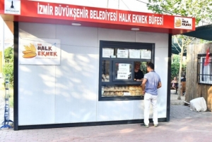İzmirde halk ekmek 7 TLden 5 