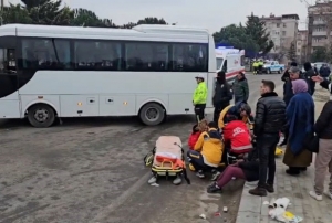 İşçi servisleri çarpıştı: 19 yaralı