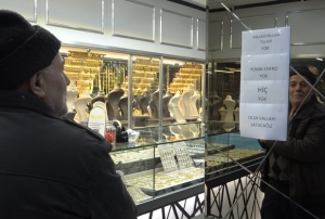 Kuyumcu çareyi yemin etmekte buldu