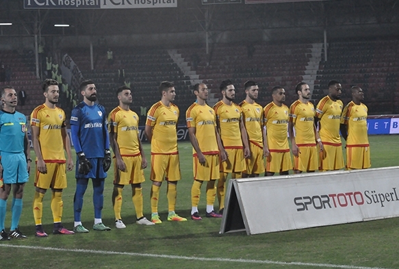 Kayserispor ligin 8 haftasnda tm malarda gol yedi