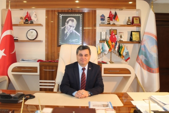 Anamur Belediye Bakan Mehmet Tre, partisi MHP'den istifa etti