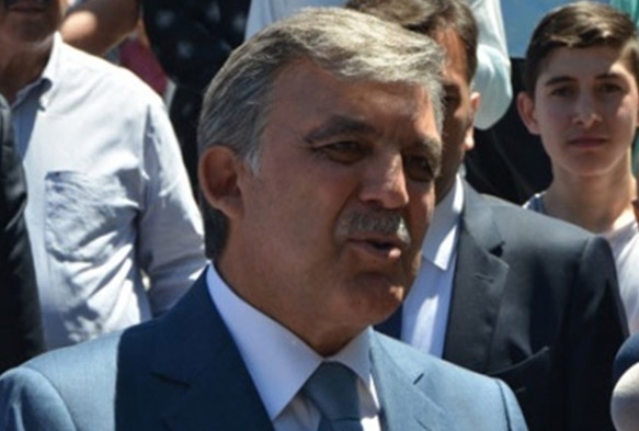 Abdullah Gl'den son dakika adaylk aklamas