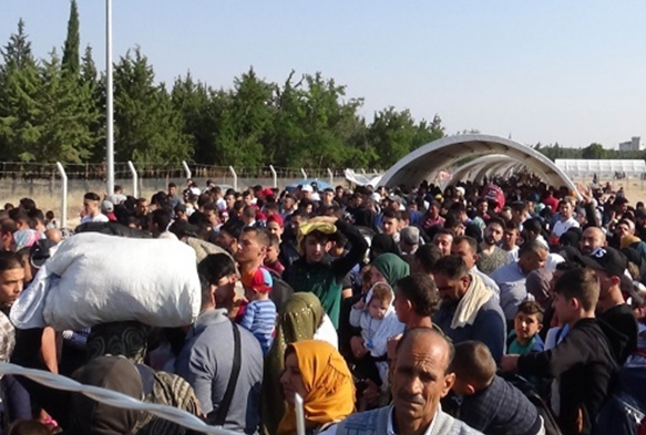 Binlerce Suriyeli, Ramazan Bayram iin lkelerine gidiyor