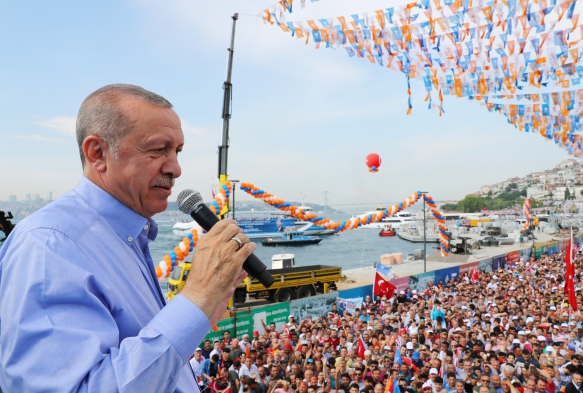 Cumhurbakan Erdoan'dan bedelli askerlik aklamas