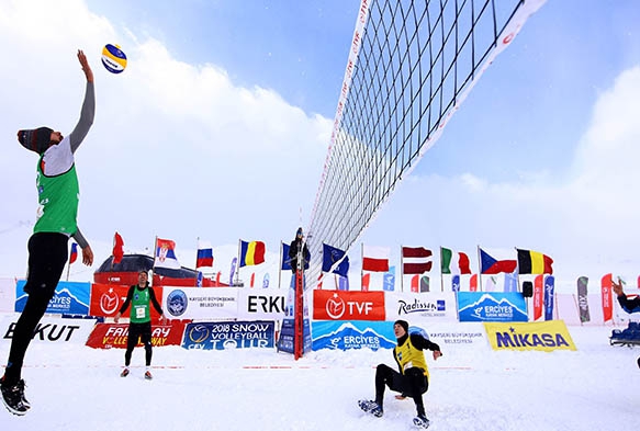 Kar Voleybolu Avrupa Kupas Trkiye aya yine Erciyes'te