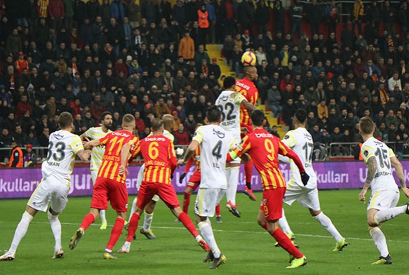 Spor Toto Sper Lig: stikbal Mobilya Kayserispor: 1 - Fenerbahe: 0 
