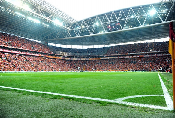 Galatasaray 52 bin taraftar ile bir adm nde!