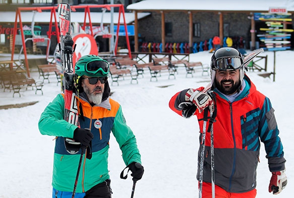 Erciyes'te kayak sezonu balad
