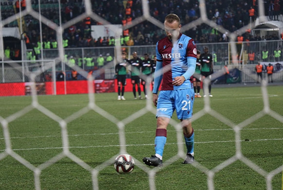 Trabzonspor, penaltlarla eyrek finalde