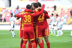 Kayserispor srpriz peinde