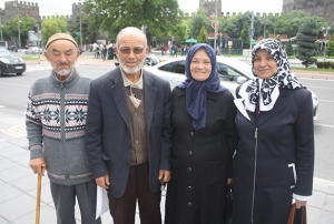 Hemehrileri zhaseki'nin bakanln kutlad