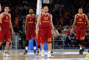  Galatasaray, Panathinaikos deplasmannda