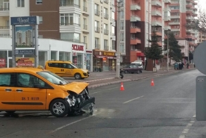  Esenyurt'ta Trafik Kazas