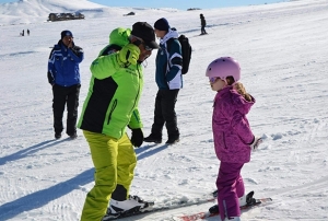 Tipiden sonra Erciyes'teki pistler kayakseverlerle doldu