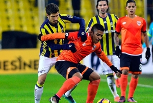 Fenerbahe, Adanaspor engeline takld