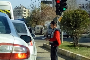 Kayseri Emniyeti dilencilik yapan ocuklarn ailelerine gz atrmad