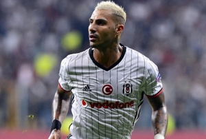 Beikta, Quaresma ile szlemesini 3 yl daha uzatt