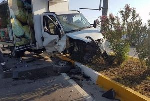 ki aracn arpt kazada hemire hayatn kaybetti