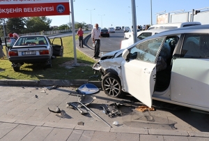 Kayseri'de  aracn kart trafik kazas