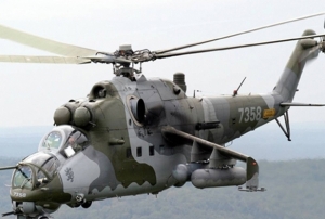 Fransada iki askeri helikopter arpt: 6 l