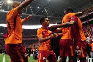 Galatasaray, ampiyonlar Ligi'ne katlrsa ...