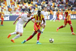 E. Yeni Malatyaspor: 3 - Kayserispor: 2