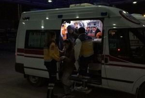 45 renci yemekten zehirlendi