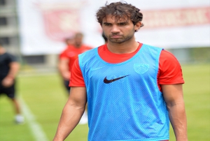 Kayserispor'da 2 futbolcu kampa katlmayacak