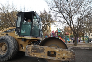 Bakan Palancolu, silindir arac srerek almalara katld