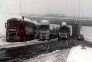 Malatya yolu tr trafiine kapatld