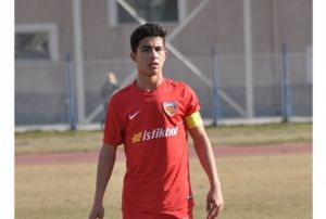 Kayserisporlu Mehmet Eray �zbek, yar