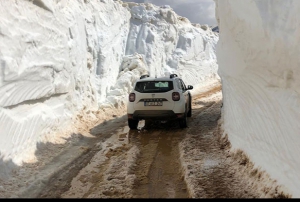 Grntler Antalya'dan... Metrelerce karla kapland