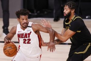 NBA finalinde Miami devam dedi