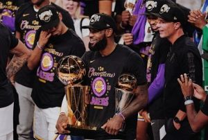 NBA'de ampiyon Los Angeles Lakers!